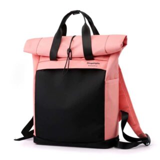 Sac à dos minimaliste et fonctionnel rose et noir avec un fond blanc