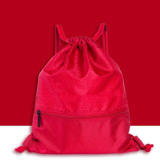 Sac à dos souple à cordons rouge avec un fond rouge et blanc