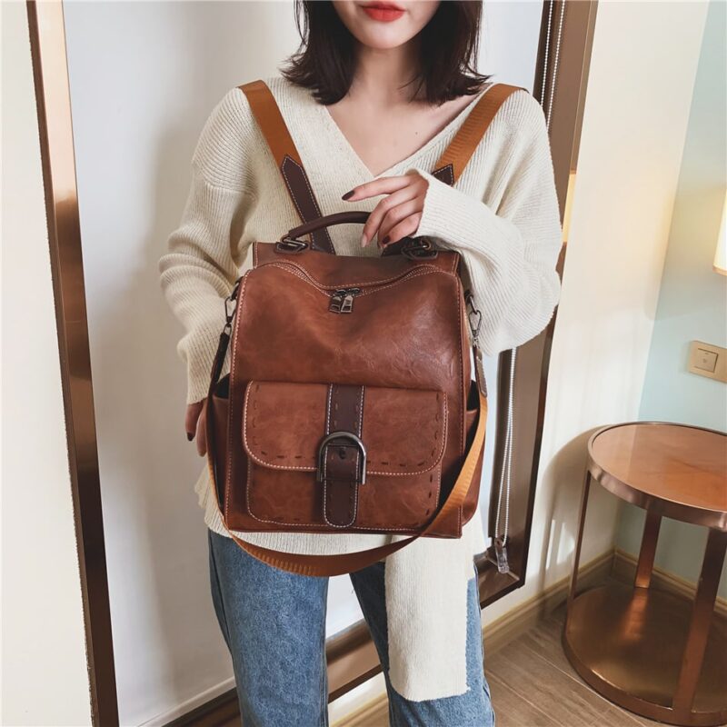 Small Vintage Backpack In Imitation Leather - Image 15