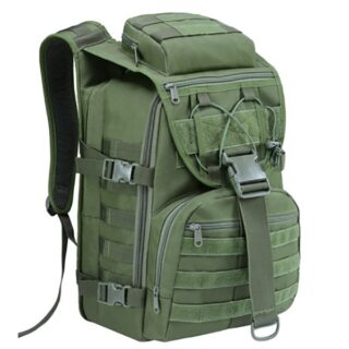 Sac à dos militaire Sports de plein air vert avec un fond blanc