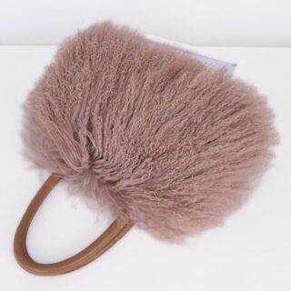 Handbag in fur and brown artificial leather