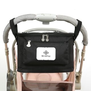 Sac de rangement élégant pour poussette noir avec un fond une poussette