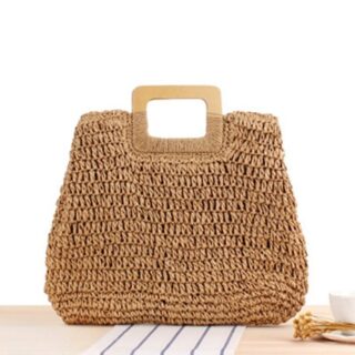 Women's straw beach bag